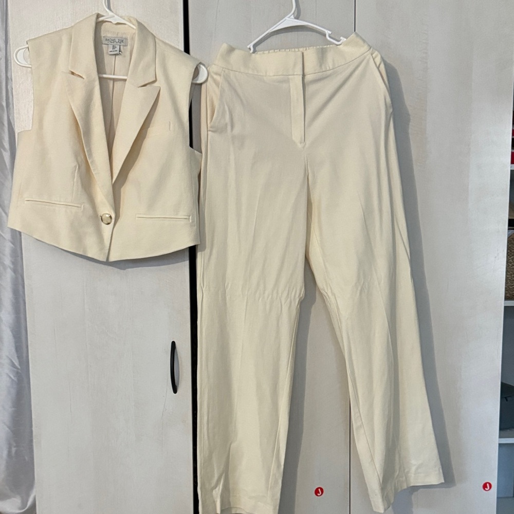NWOT Rachel Zoe Cream Women's Pantsuit - Picture 3 of 7